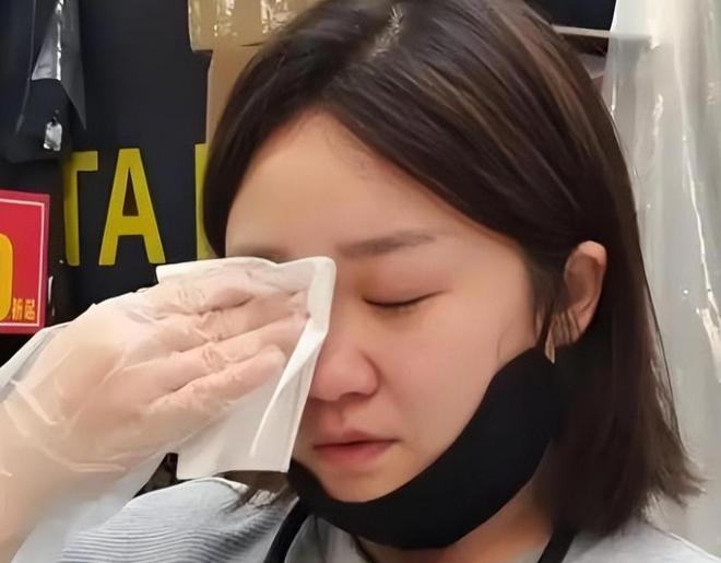 近况曝光！摆摊卖甜品想踏出重生第一步麻将胡了试玩“重庆姐弟坠亡案”妈妈(图8)